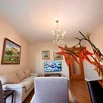 Kk Apartment Air Albania-Centrally Located